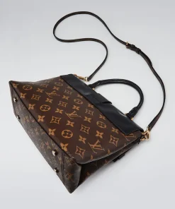 Alternative view of LOUIS VUITTON Monogram One Handle Flap Bag MM
