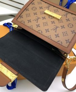 Alternative view of Louis Vuitton DAUPHINE MM