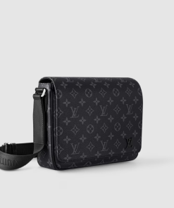 Alternative view of Louis Vuitton District PM Messenger Bag