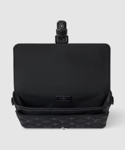 Alternative view of Louis Vuitton M83567 Montsouris