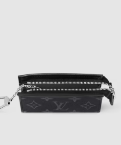 Alternative view of Louis Vuitton M82776 Key Pouch Voyage