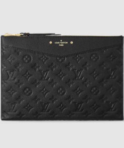 Louis Vuitton M62937 Daily Pouch