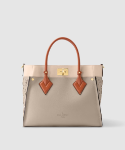 Louis Vuitton On My Side