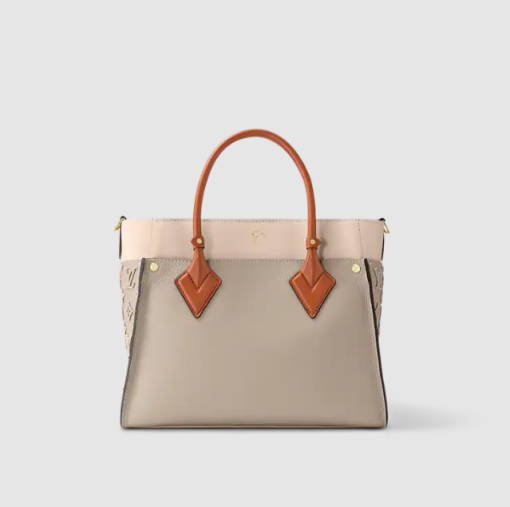 Louis Vuitton On My Side - Image 3