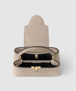 Alternative view of Louis Vuitton Capucines Pebble