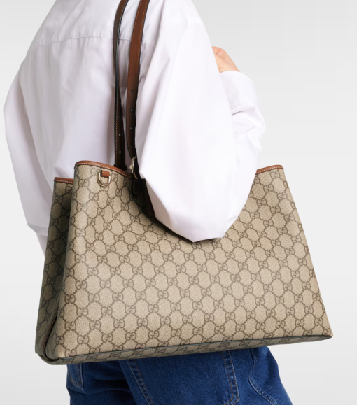 GG EMBLEM MEDIUM TOTE BAG - Image 3
