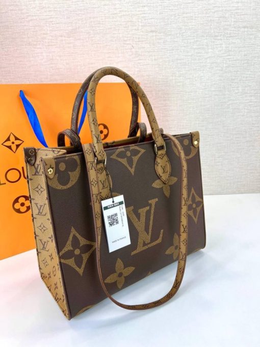 LOUIS VUITTON OnTheGo MM - Image 2