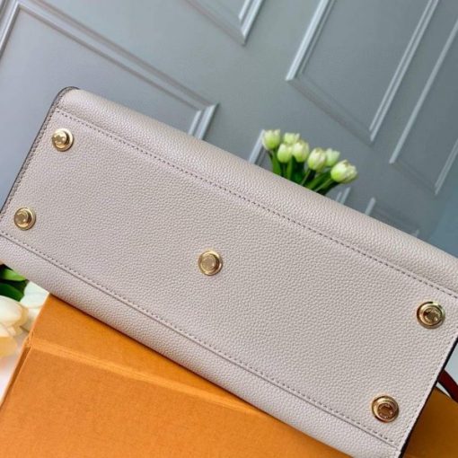 Louis Vuitton On My Side MM - Image 3