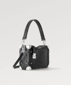 Alternative view of LOUIS VUITTON SIDE TRUNK