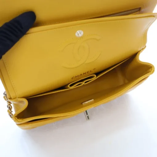 CH Classic 11.12 Handbag Yellow - Image 4